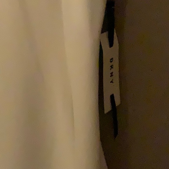 Off white DKNY dress, lined… size 8 BRANDNEW!!! With tag🌟 - Picture 4 of 7